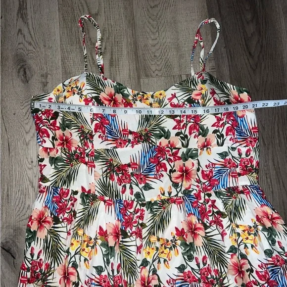 NWT New Look Multicolor Floral Tropical Dress - Picture 7 of 10